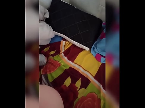 ❤️ Mia kunĉambro restas hejme sola ĉar ŝia edzo ferias kaj mi profitas por fiki ŝin kaj plenigi ŝian pugon per lakto. ️❌ Pornofilmo ĉe eo.hentaiser.ru ️❤